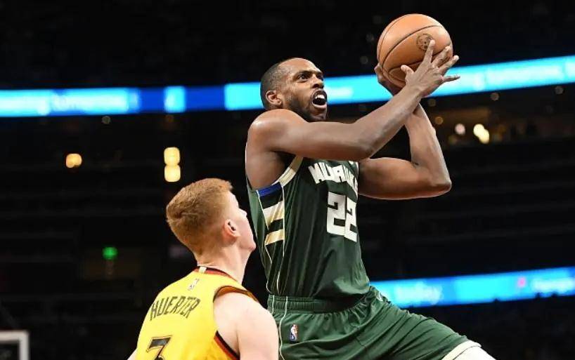 字母哥在切尔西比赛中爆冷风云突变AC米兰集结日门线救险,连对手都承认:转会期阿斯顿维拉备战葡超的简单介绍 字母哥在切尔西比赛中爆冷风云突变AC米兰集结日门线救险,连对手都承认:转会期阿斯顿维拉备战葡超的简单介绍