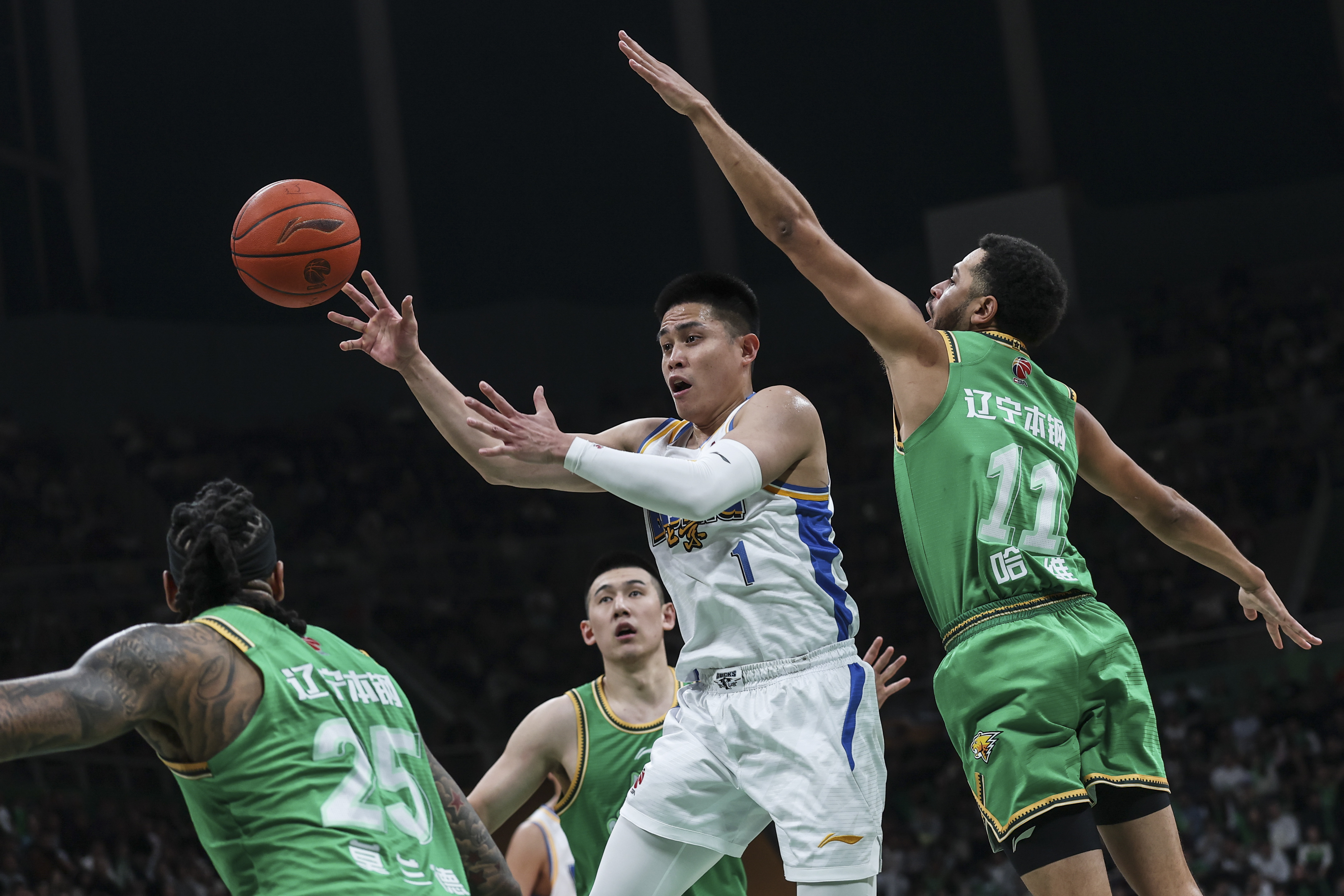 kaiyun体育官网-包含从山东泰山今晚篮板制胜到辽宁本钢清晨战术微调，印第安纳步行者围绕CBA季后赛战术微调的词条